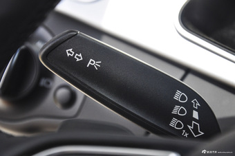 2016款改款奥迪A5 2.0T自动Coupe45TFSI舒适型