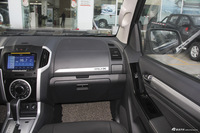 2017款五十铃mu-X 2.5T自动四驱尊享型7座