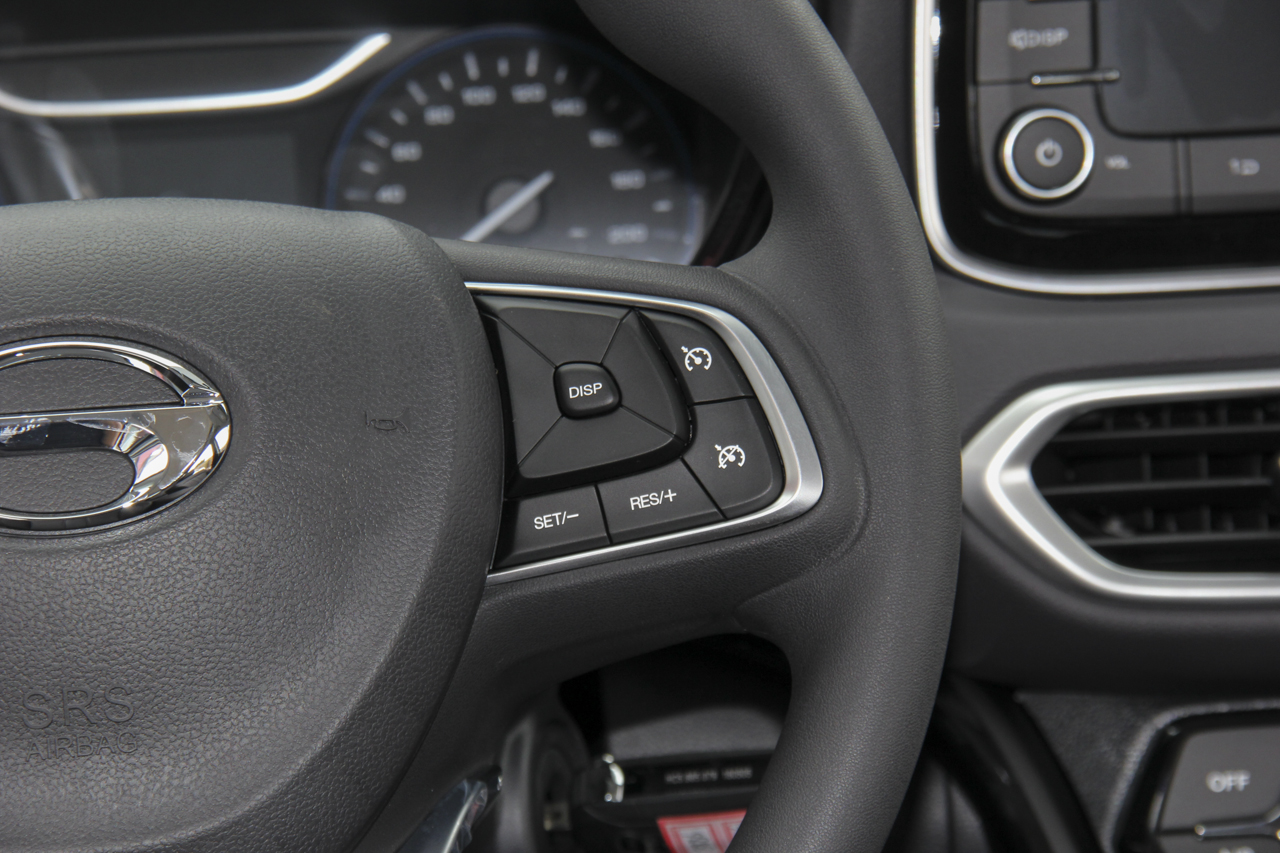 2018款传祺GS4 1.3T手动两驱精英版200T