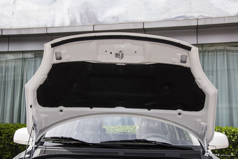 2014款雨燕1.3L手动标准型