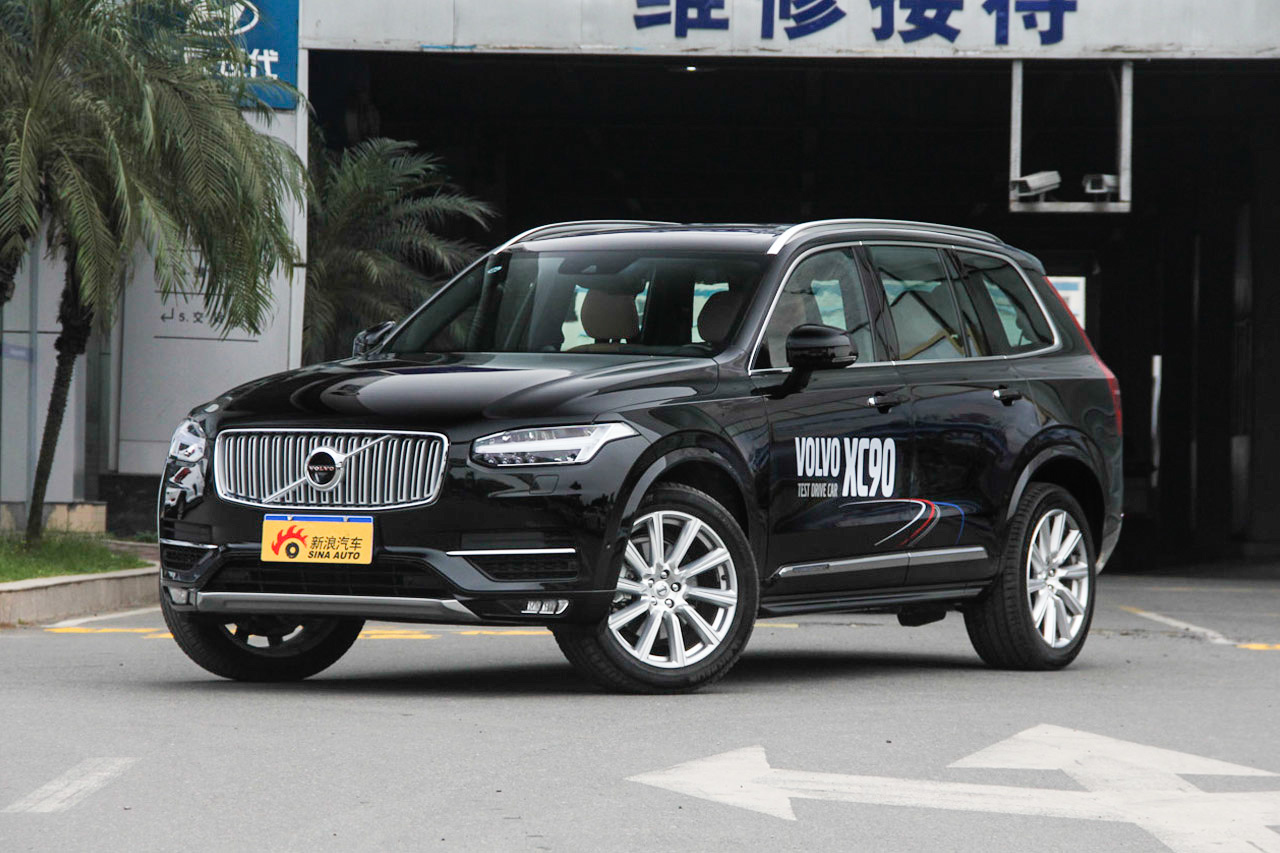 2016款沃尔沃XC90升级版 E驱混动 2.0T自动 T8智尊版