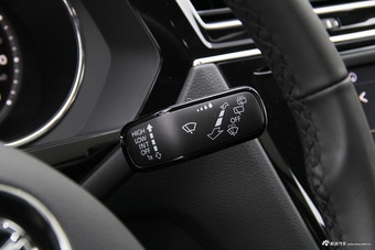 2018款途观L 2.0T自动四驱豪华版380TSI