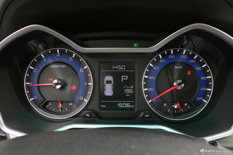 2017款吉利远景X3 1.5L自动尊贵型