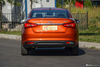 2017款艾瑞泽5 SPORT 1.5T自动尊贵版