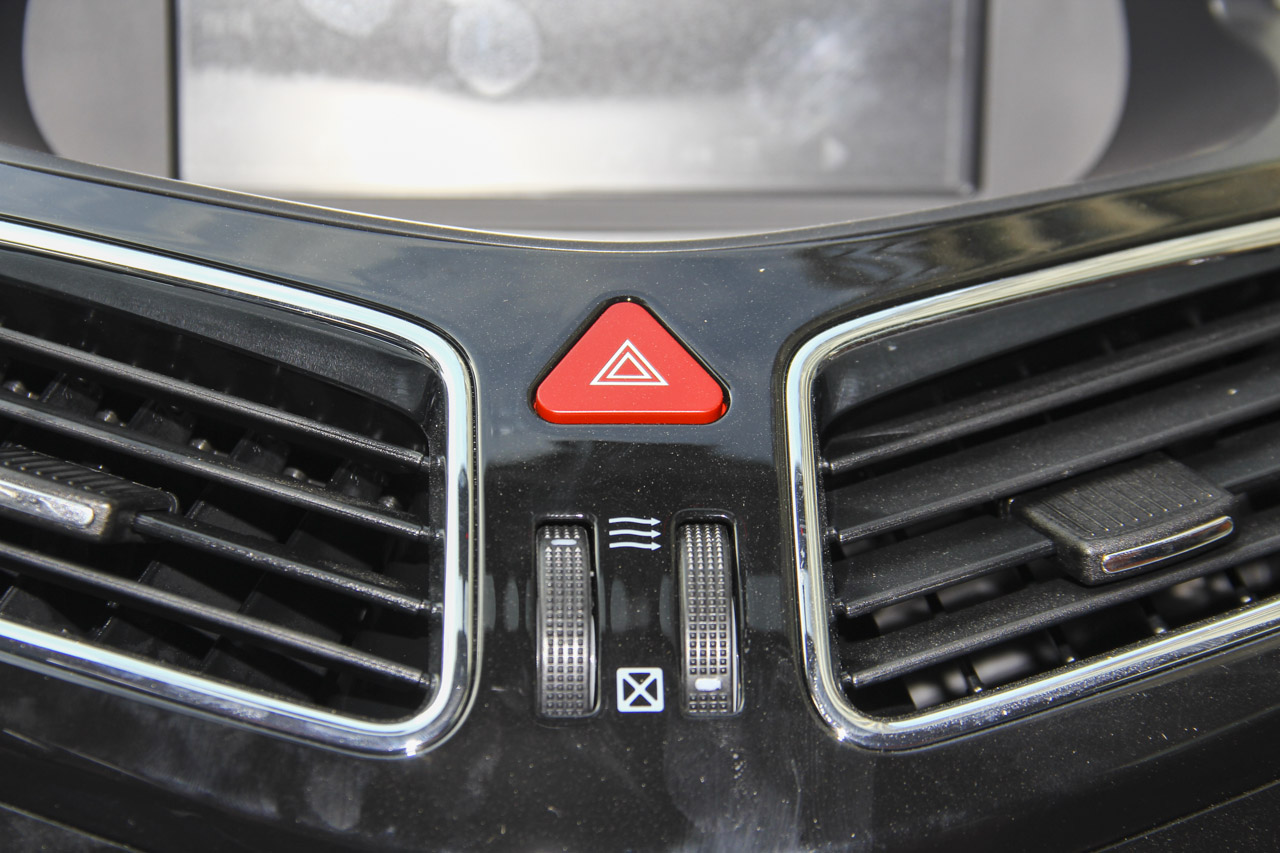 2015款海马S5 1.6L手动智能豪华型