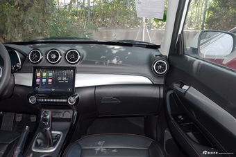 2016款凯翼X3 1.6L手动智联IV版