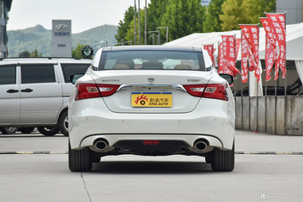 2016款西玛 2.5L自动XV至尊版