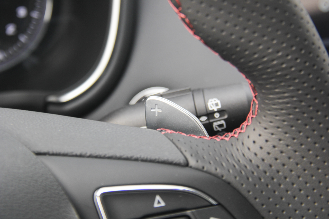 2018款名爵HS 1.5T自动两驱20T荷尔蒙劲情版 