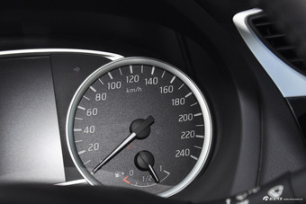 2016款轩逸1.8L自动XL豪华版