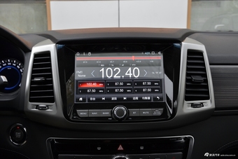 2019款雷斯特G4 2.0T自动四驱豪华版7座