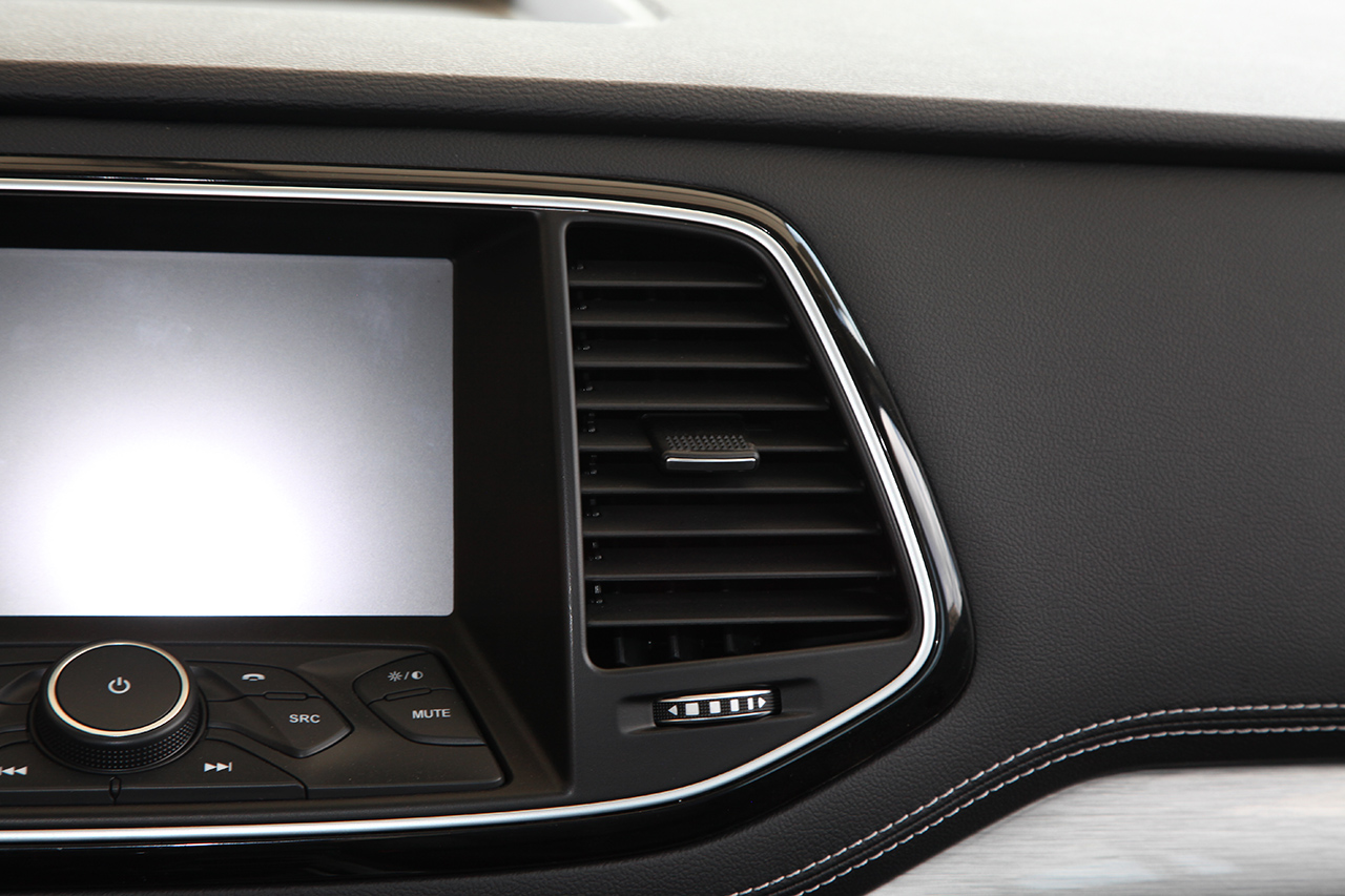 2018款领主2.5T手动柴油两驱豪华型