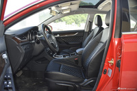 2015款众泰Z500 1.5T 自动尊贵型