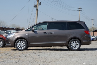 2017款GL8 2.5L自动尊贵型