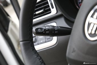 2016款骏派D60 1.8L自动尊贵型