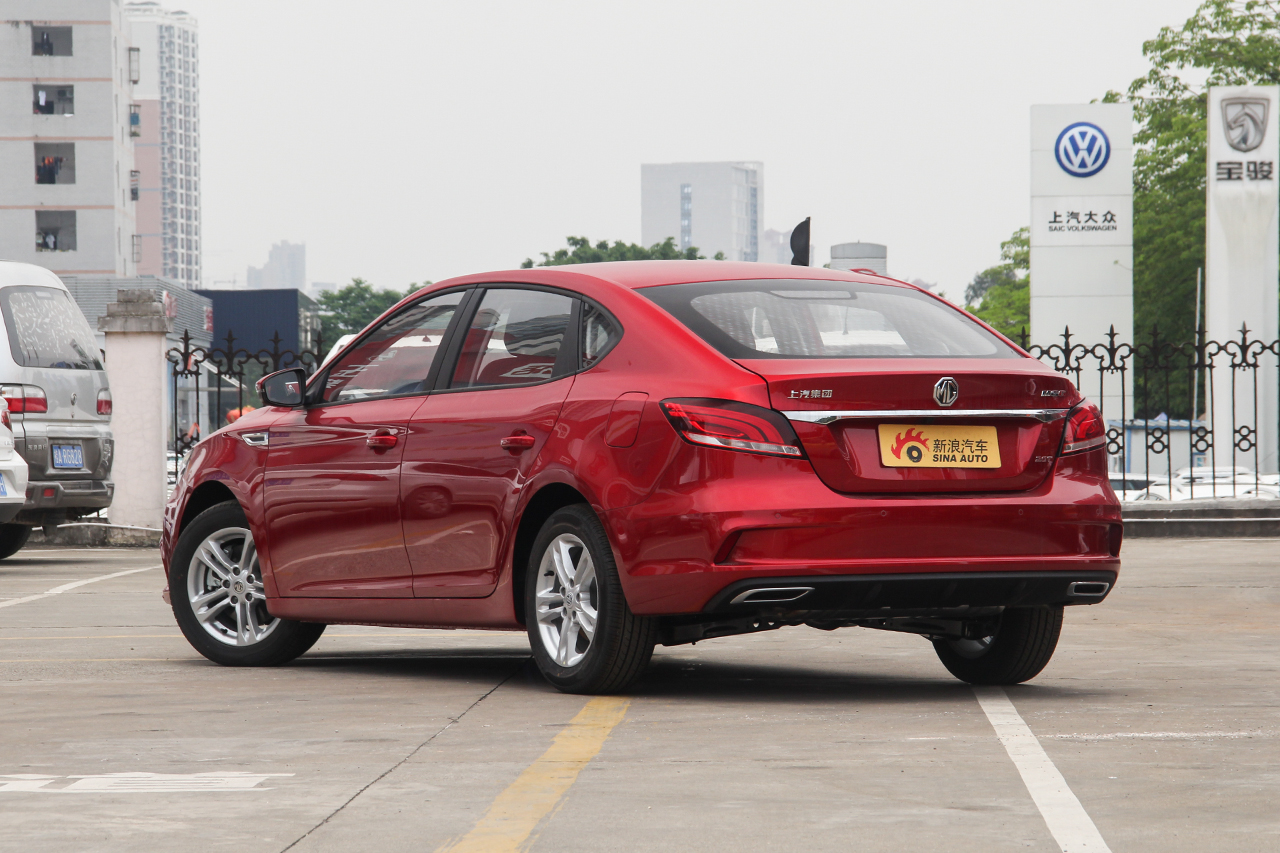 2018款名爵6 1.5T手动20T精英智联版