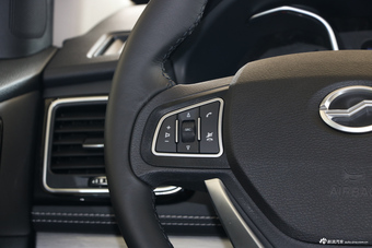 2018款领主2.5T手动柴油大双两驱超豪华型