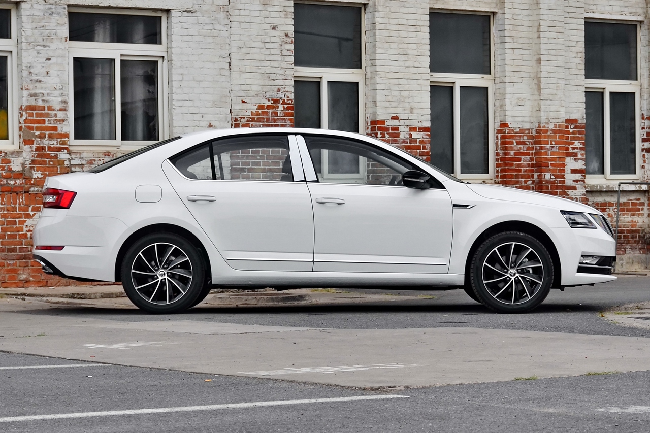 80、90后购车怎么选?轩逸、英朗、明锐三车强强对比