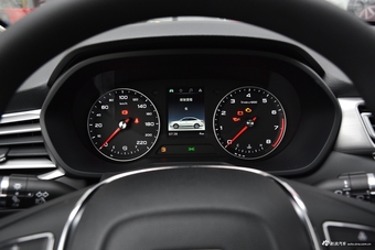 2019款荣威i5 1.5L手动4G互联朗越版