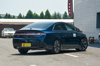 2018款林肯MKZ 2.0H自动尊雅版