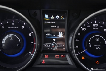 2017款CS75尚酷版1.5T手动尊享型