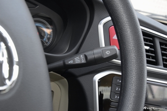 2017款V3菱悦1.5L手动基本型