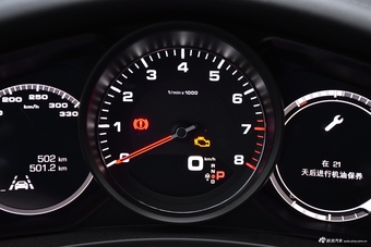 2017款保时捷Panamera 4S 2.9T自动