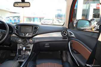 2017款比亚迪宋盖世升级版1.5TI手动豪雅型