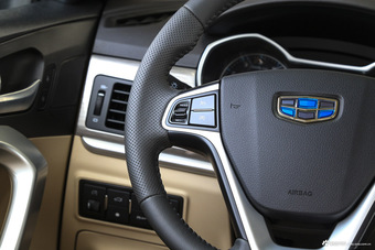 2017款吉利帝豪1.5L自动三厢百万款豪华型