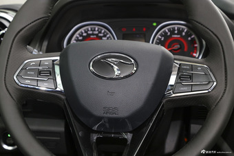 2018款东南DX3 SRG 1.5T手动尊贵型