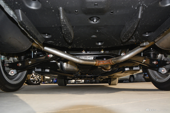 2018款皇冠2.0T自动运动版