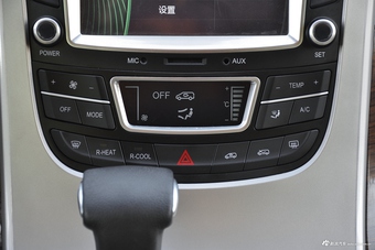 2014款金杯阁瑞斯2.7L自动旗舰型加长9座