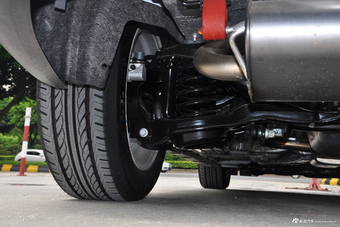 2017款福克斯三厢1.6L自动风尚型智行版