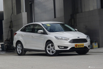 2017款福克斯三厢1.6L自动舒适型智行版