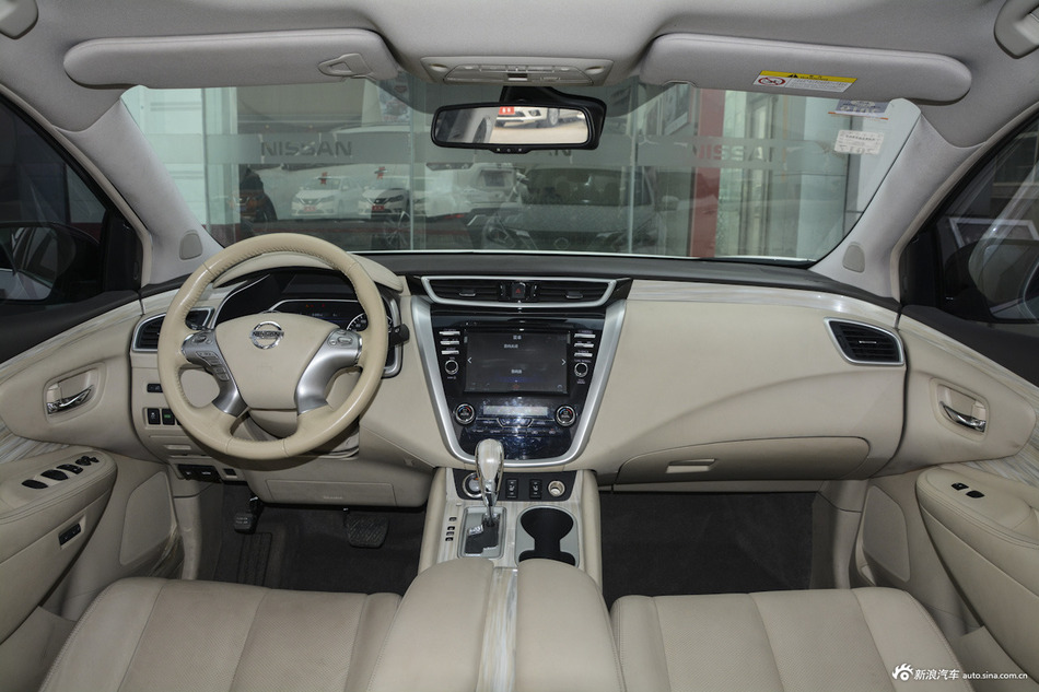 2017款楼兰2.5L自动S/C XV HEV混动四驱旗舰版