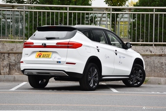 2019款比亚迪宋EV500 智联领耀型