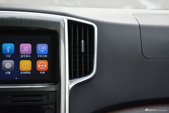 2018款风行CM7经典版2.0T手动豪华型