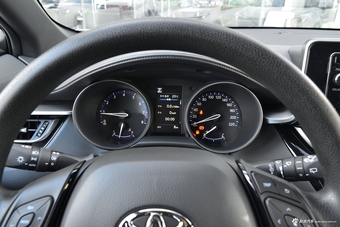  2018款C-HR 2.0L自动精英版