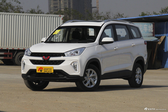 2018款五菱宏光S3 1.5T手动豪华型