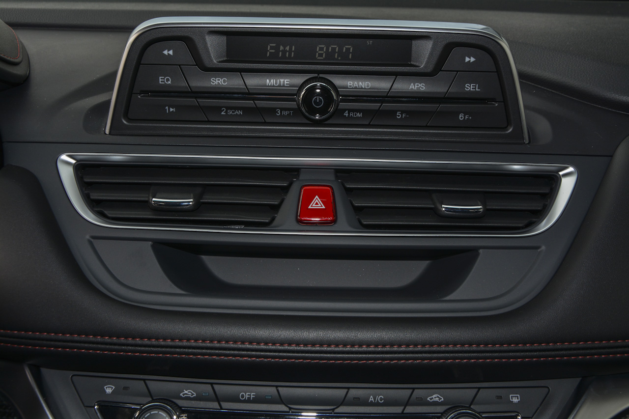 2018款瑞风S3定制版1.5L手动豪华智能型