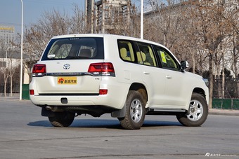 2016款兰德酷路泽4.0L自动V6中东低配版