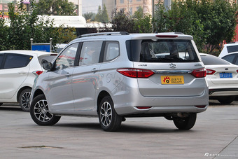 2017款欧尚1.5L手动精英型