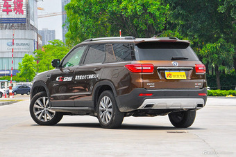 2017款长安CS95 2.0T自动四驱智尊版