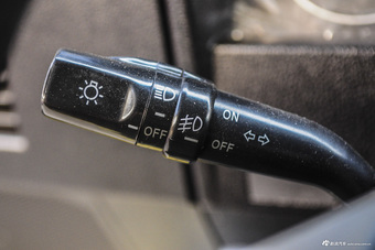 2016款战旗2.0L手动CK豪华型 国IV