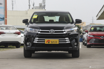 2018款汉兰达2.0T自动两驱精英版7座