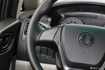 2017款菱智M3L改款1.6L手动7座标准型