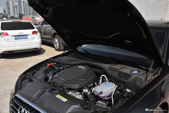 2018款奥迪A6L 1.8T自动30周年年型TFSI进取型