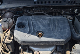 2017款奔腾B30 1.6L 手动舒适型