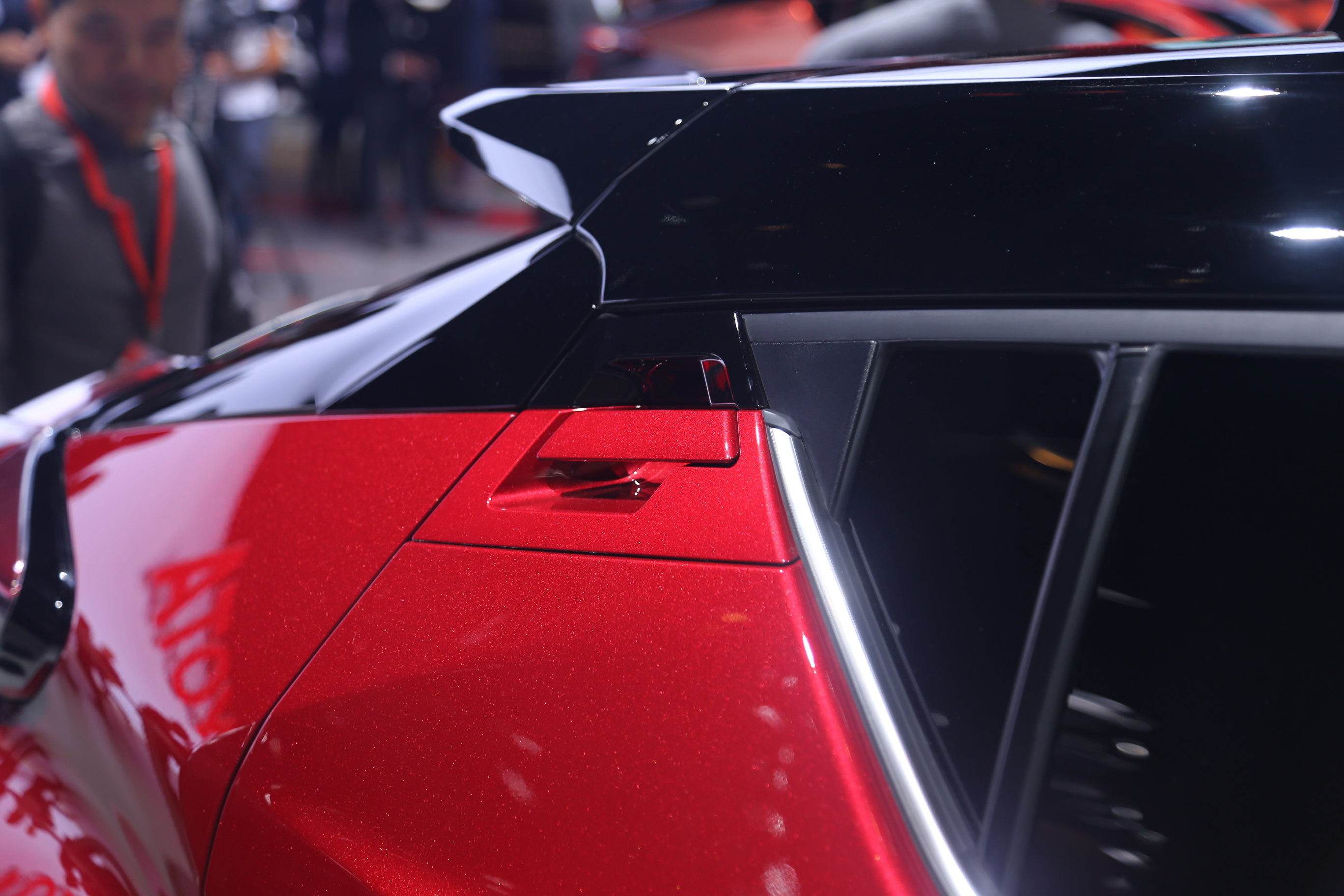 法兰克福车展 丰田C-HR亮相 造型很讨喜