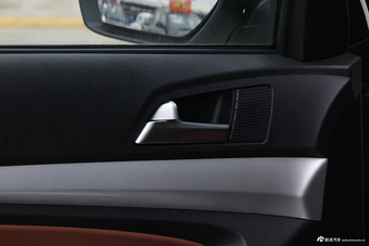 	2017款雄师F22 1.9T手动两驱柴油国五豪华型加长版D19TCIE2