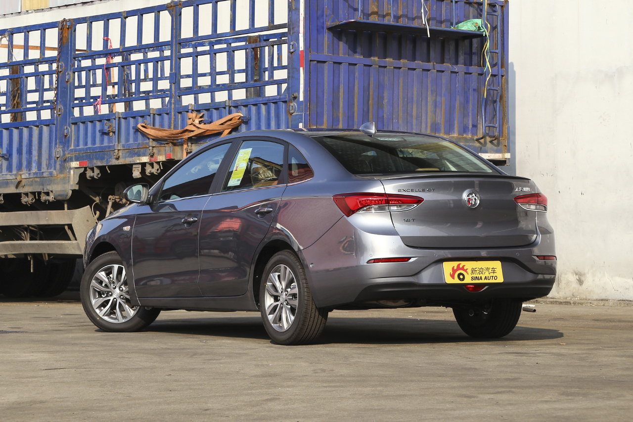 2018款英朗1.3T自动旗舰型18T 